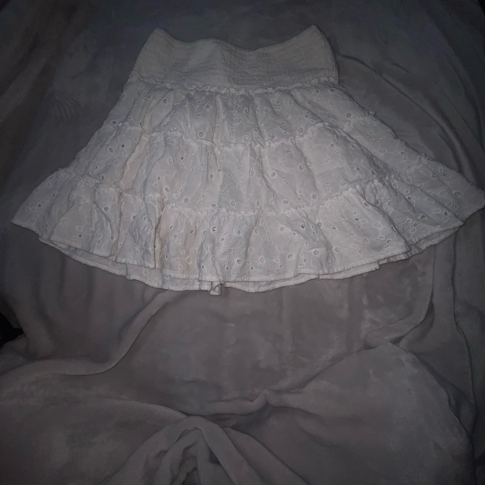 White high waisted skirt American eagle.